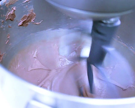 ¿Cómo preparar helado en solo ocho minutos?