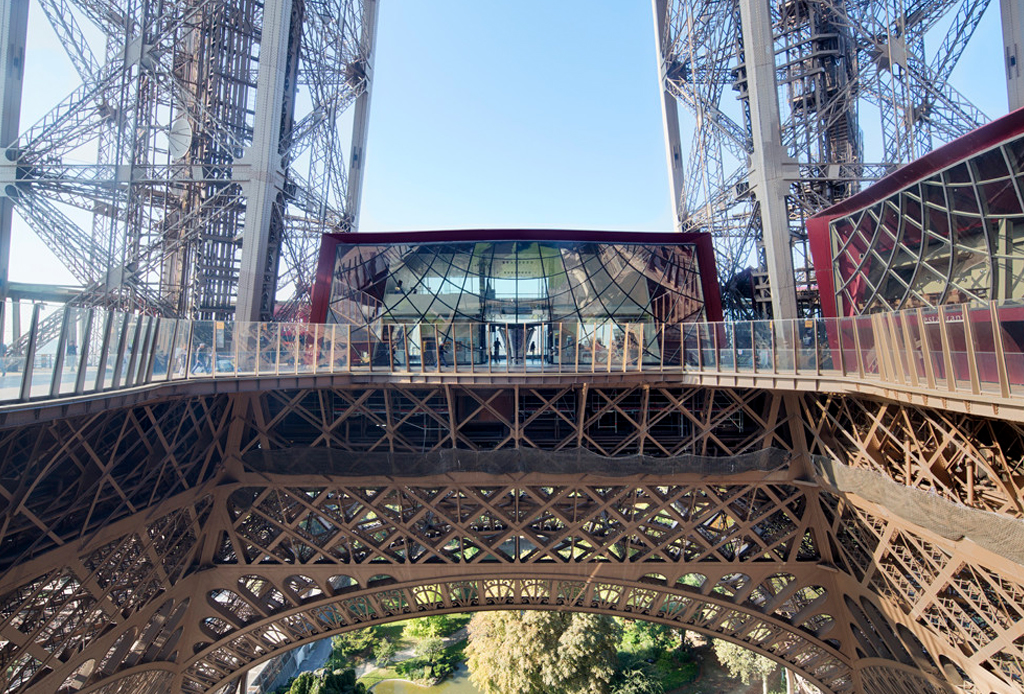 Cuanto Se Tardo En Construir La Torre Eiffel