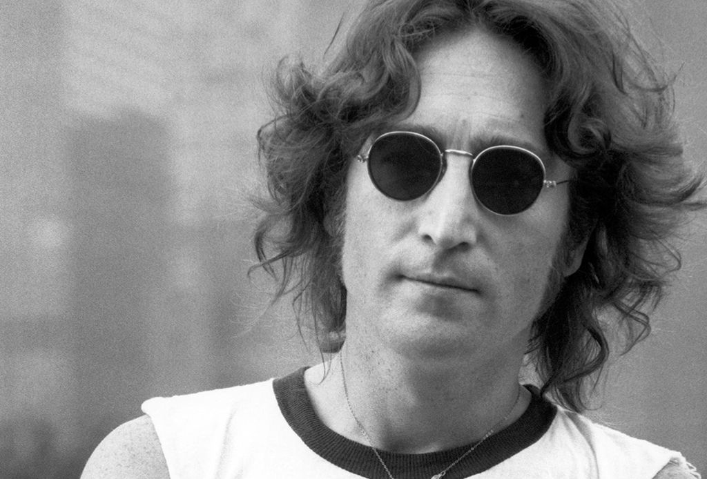 Escucha esta playlist de John Lennon para alegrar tu día