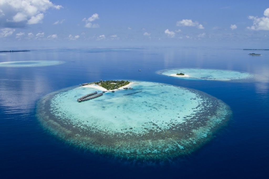 Tienes que conocer estos 10 lugares antes de que desparezcan - islas-maldivas-1024x682