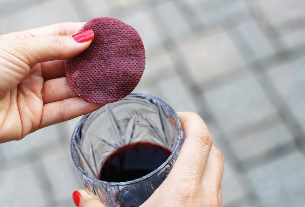 Consiéntete con una mascarilla de vino