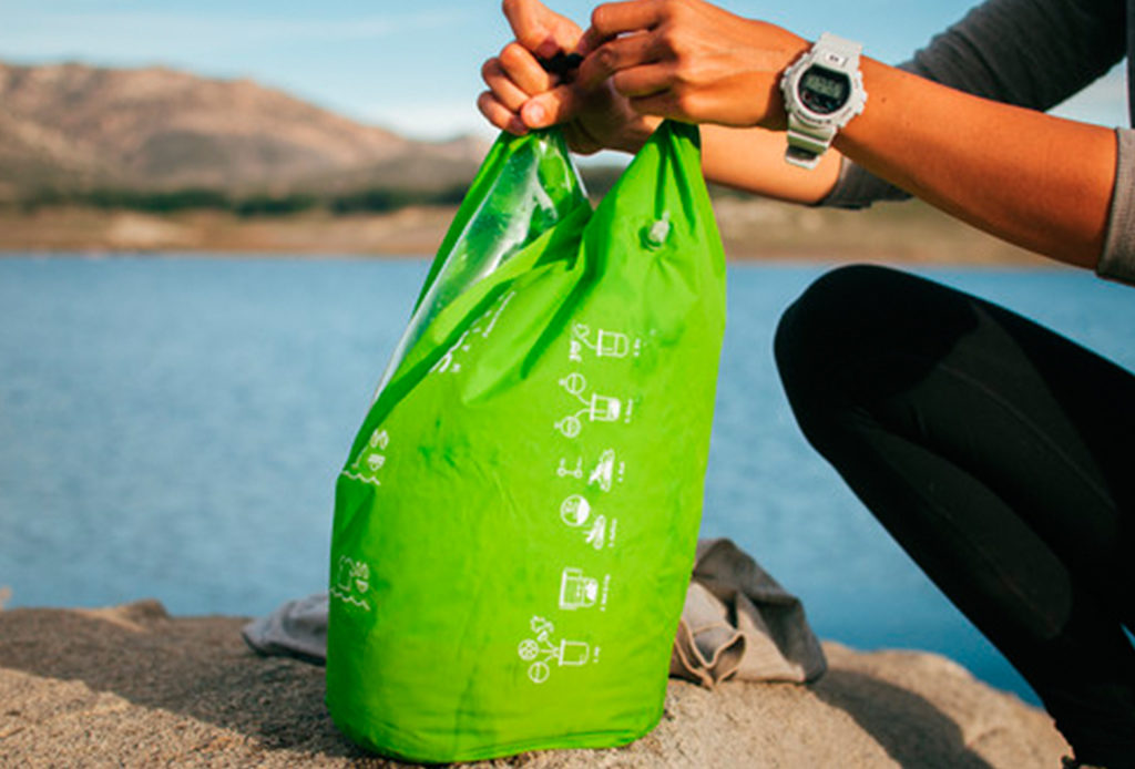 Los gadgets perfectos para irte de roadtrip - scrubba-1024x694
