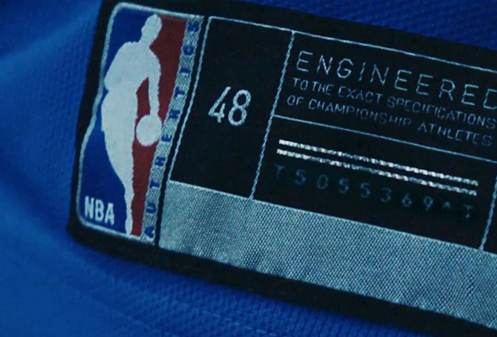¡Los nuevos jerseys de la NBA harán que sientas como si estuvieras en la cancha!