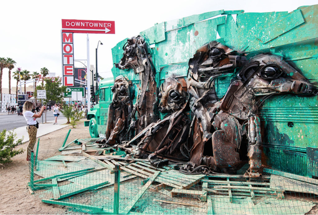 Un MUST en tu siguiente visita a Las Vegas: un tour de arte urbano - banksy-1024x694