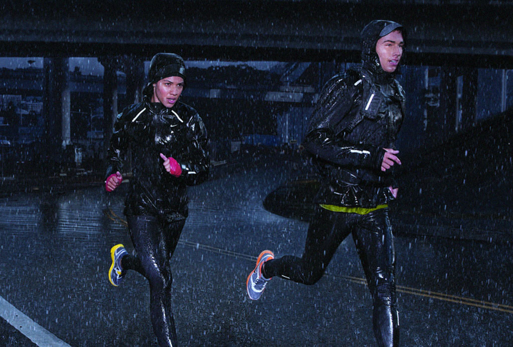 Running Monday: Nuestras chamarras favoritas para correr aún con lluvia