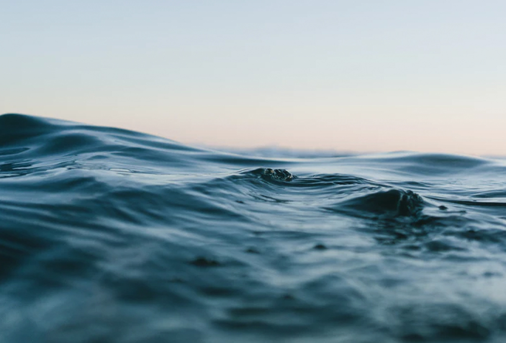National Geographic recrea los sonidos del océano utilizando desechos plásticos retirados de las costas