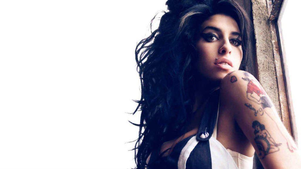 ¿Amas con locura a Amy Winehouse? TIENES que escuchar a estos cantantes ¡ahora!