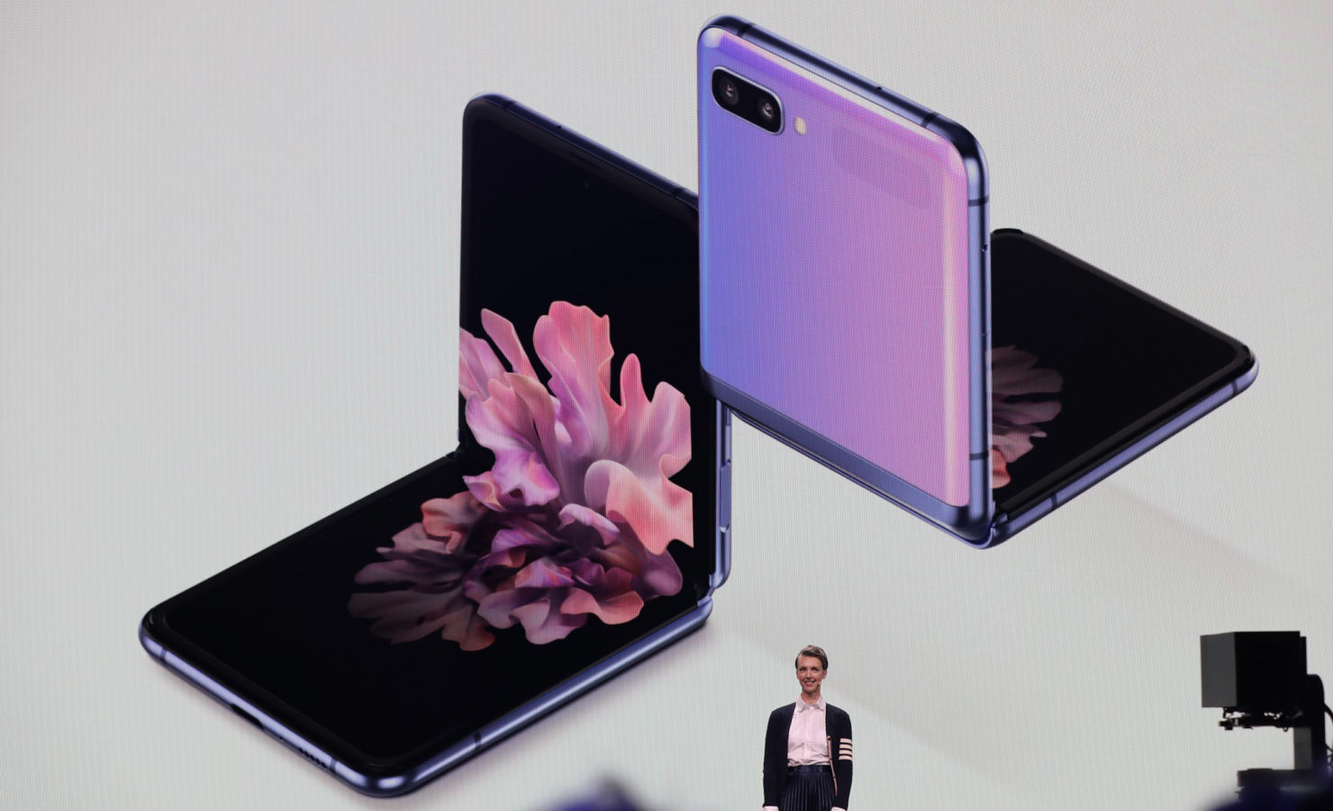 Así es el nuevo Samsung Galaxy S20 Ultra y todas las nuevas sorpresas del Unboxing 2020 - samsung-z-flip