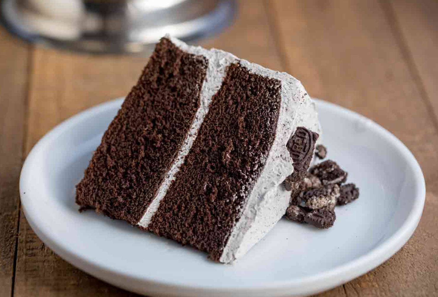 Prepara este delicioso y esponjoso pastel de Oreo ¡sin hornear!