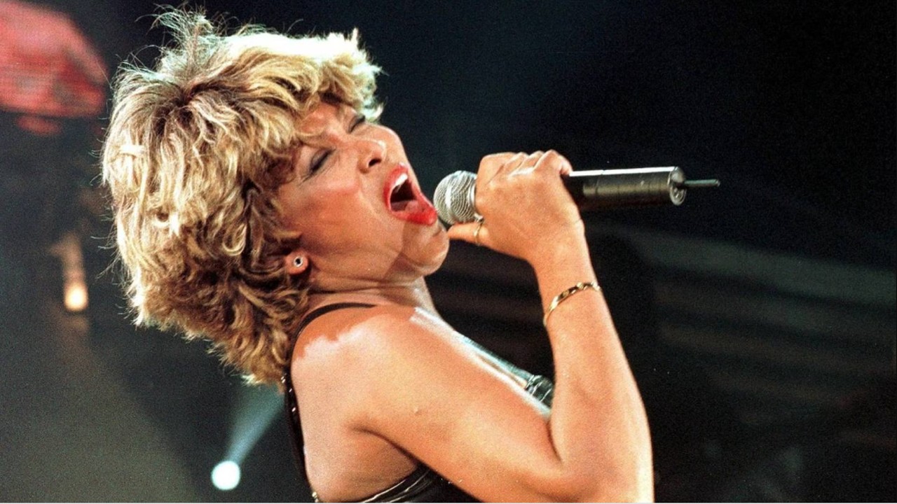 Muere Tina Turner: El día que robó el show del Super Bowl sin ser protagonista del Medio Tiempo