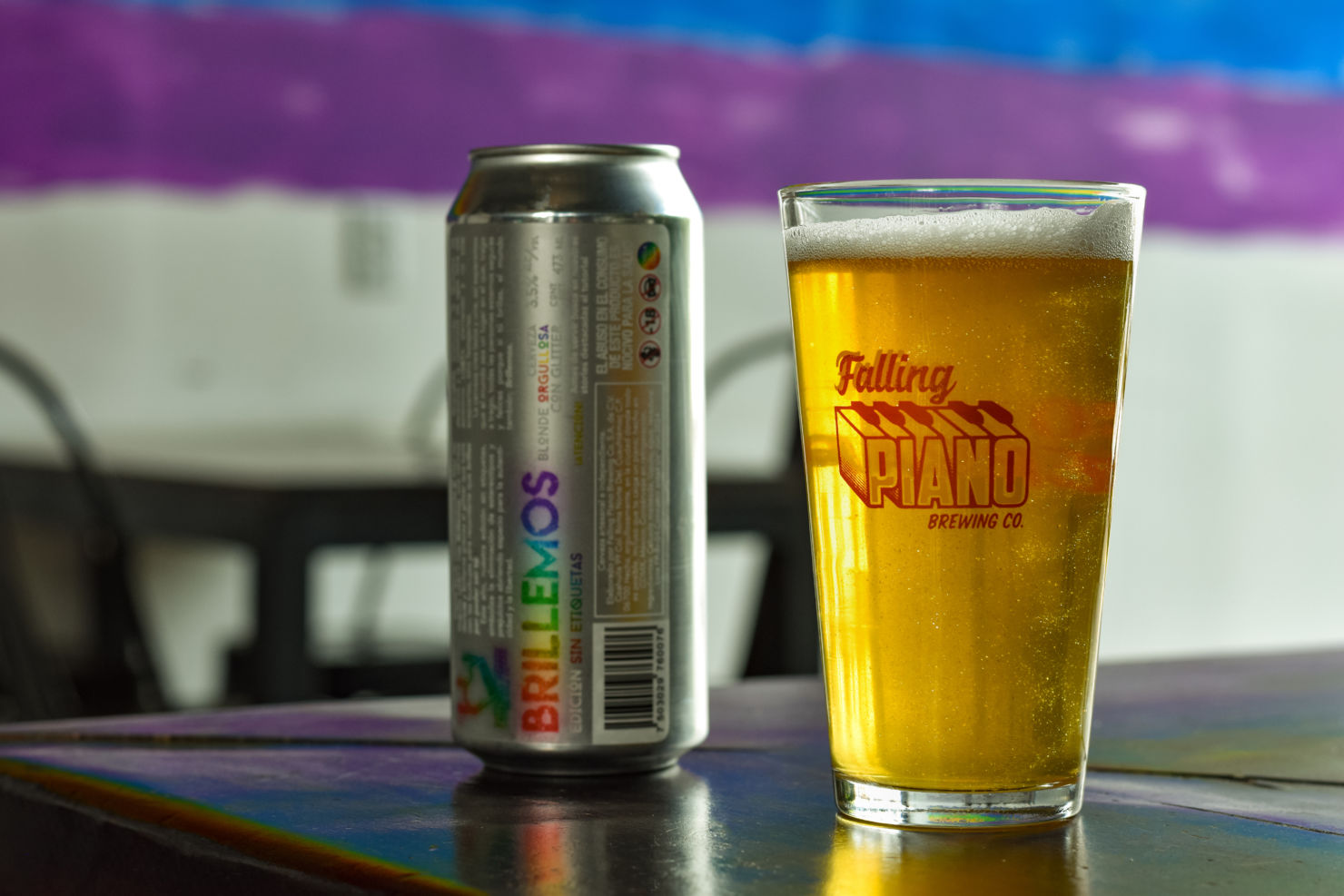 Falling Piano trae de regreso Brillemos, la cerveza en apoyo a la comunidad LGBTQ+