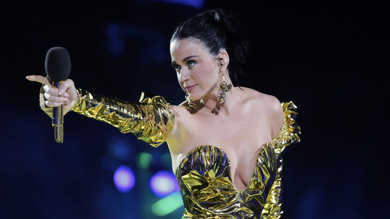 ¿Katy Perry vende su música? ¡Todo el contexto que necesitas saber!