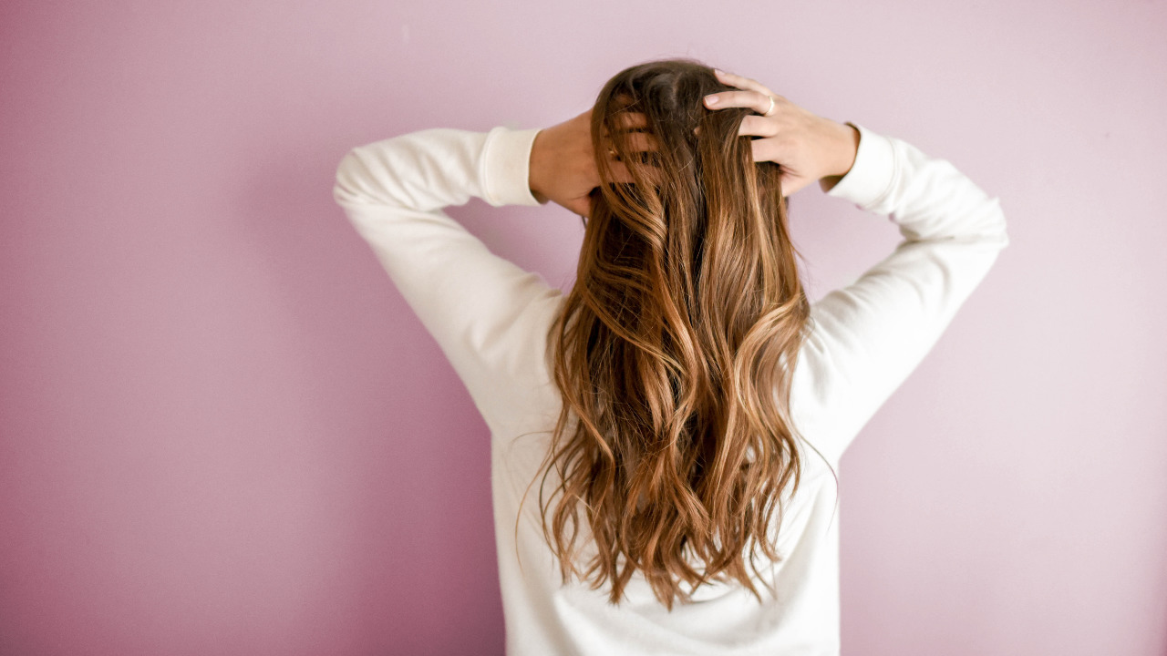 ¿Por qué no deberías lavarte el pelo diario?
