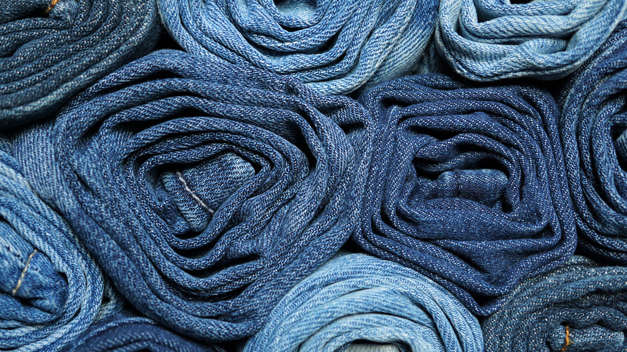 Tips que te ayudarán a comprar jeans de forma sostenible ¡Ojo aquí!