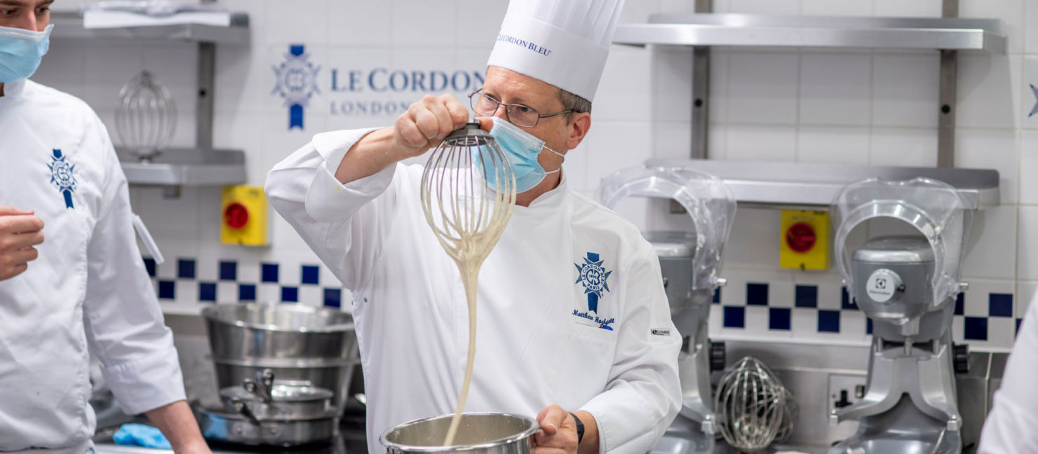 Alta cocina en tu mesa: aprende a cocinar los platillos más emblemáticos de Le Cordon Bleu